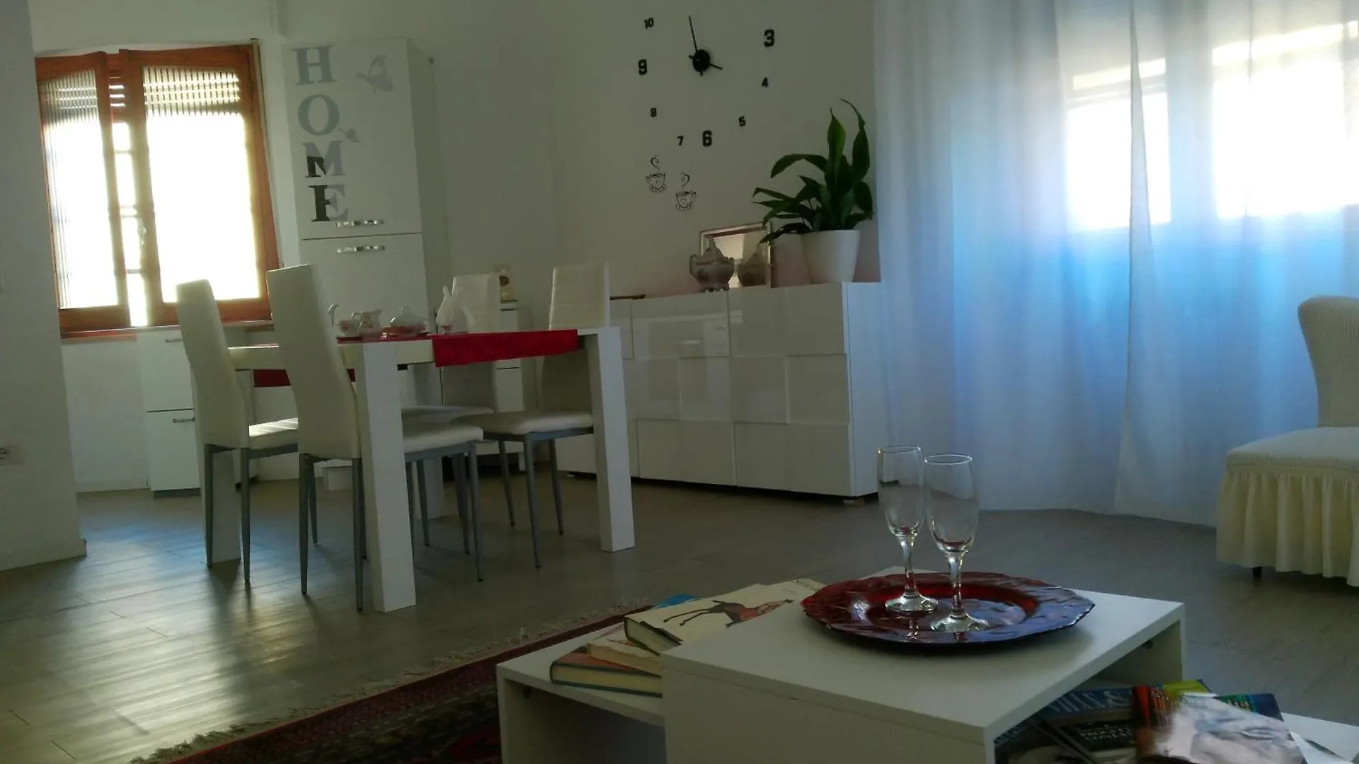 בית נופש אוריסטאנו Cappuccini Apartments
